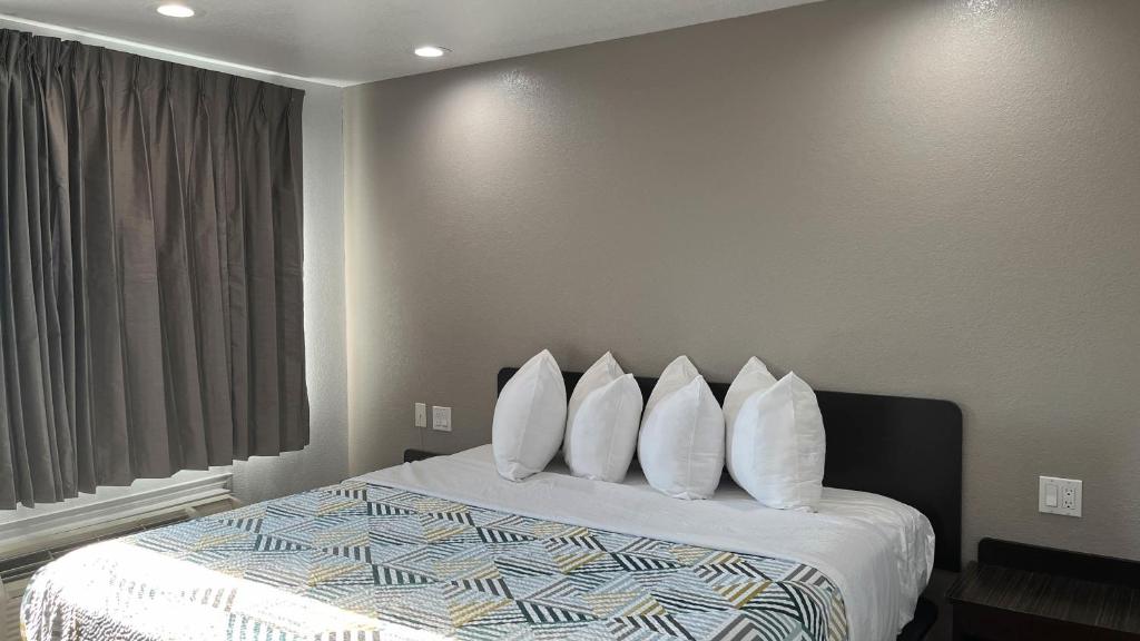 Motel 6 Dallas, TX  St. Augustine / HWY 175 - Image 1